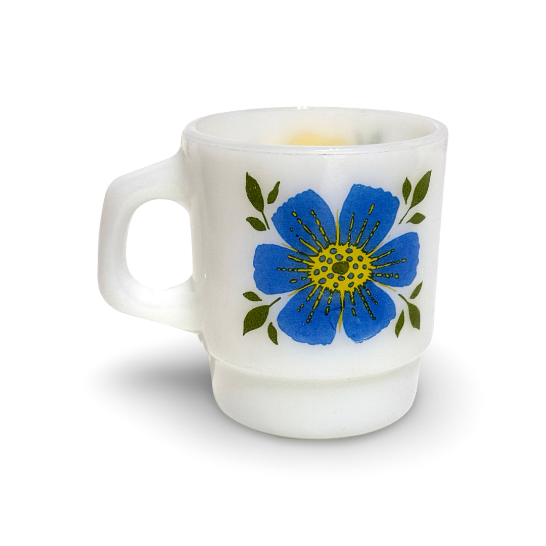 1960’S ANCHOR HOCKING MADE IN USA FIRE-KING®️ FLORAL MILK GLASS COFFEE MUG