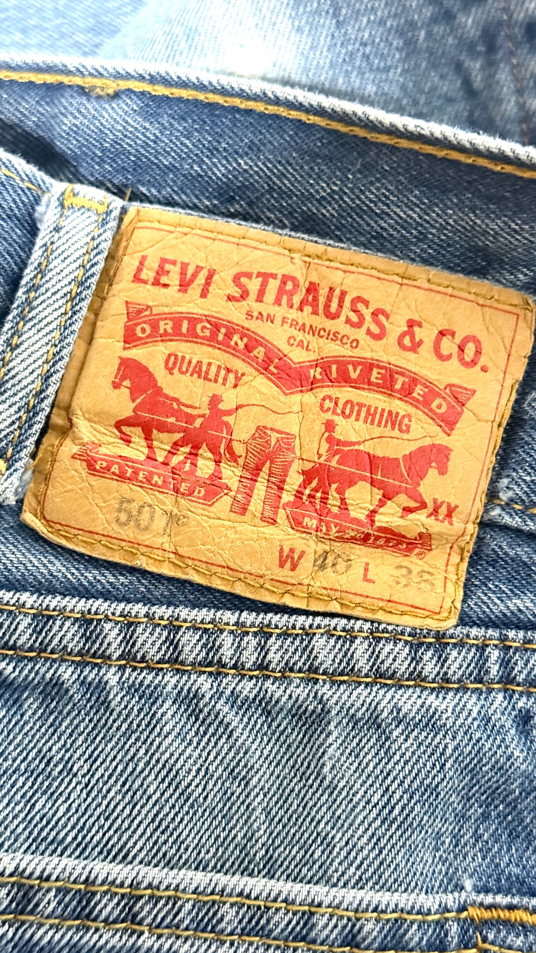 1990’S LEVI’S 501 PERFECT WASH FADED & PAINT DENIM JEANS 34 X 32