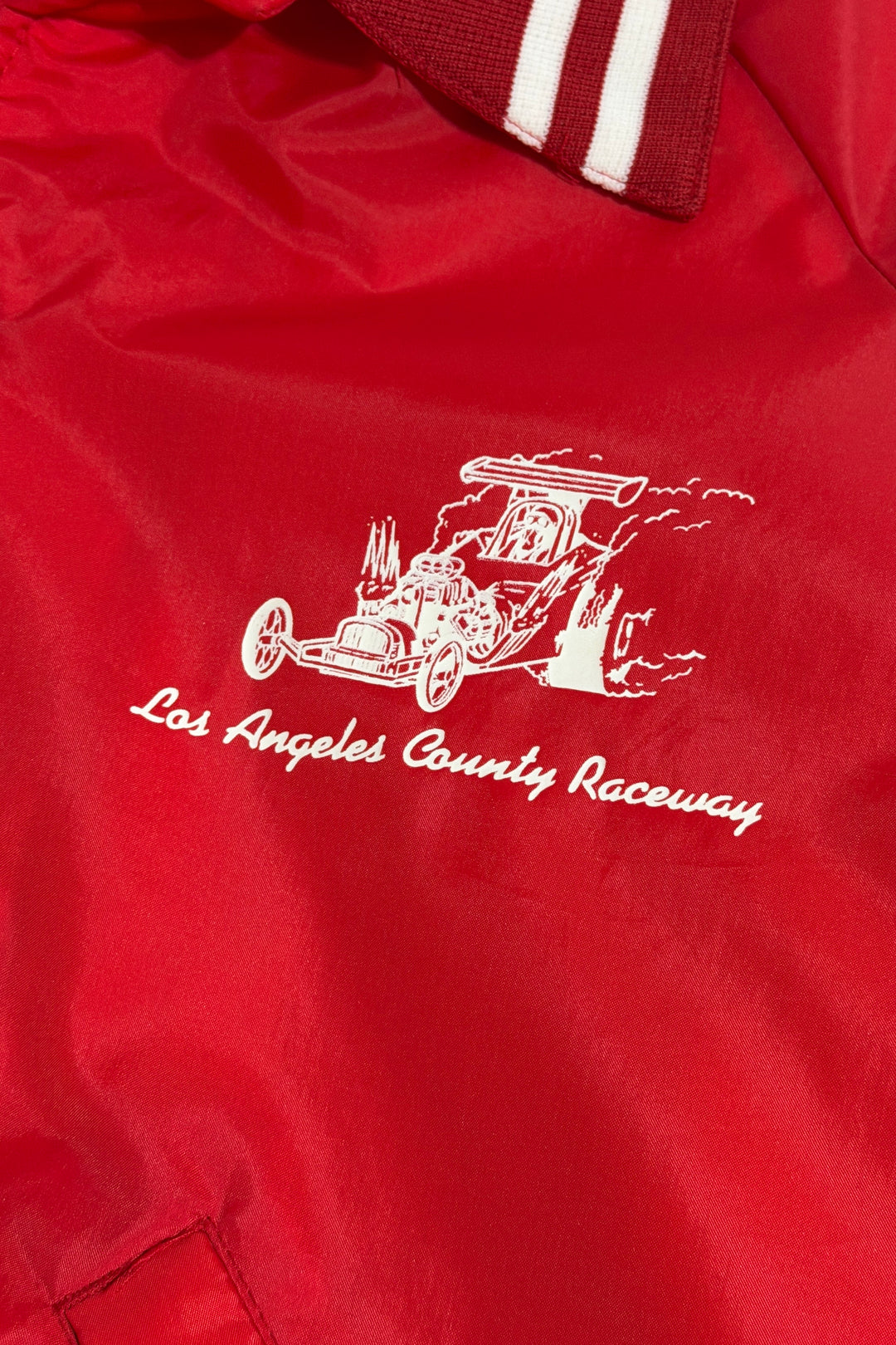 1980’S LOS ANGELES COUNTY RACEWAY MADE IN USA CROPPED RED SATIN BASEBALL JACKET LARGE