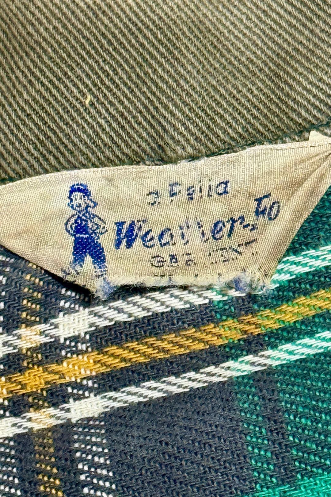 1940’S WEATHER FO MADE IN USA CROPPED FLANNEL LINED FADED & THRASHED GREEN TWILL WORKWEAR JACKET X-LARGE