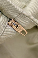 Cargar imagen en el visor de la galería, 1980’S BIG MAC MADE IN USA KHAKI COTTON WORKWEAR TROUSERS 32 X 30
