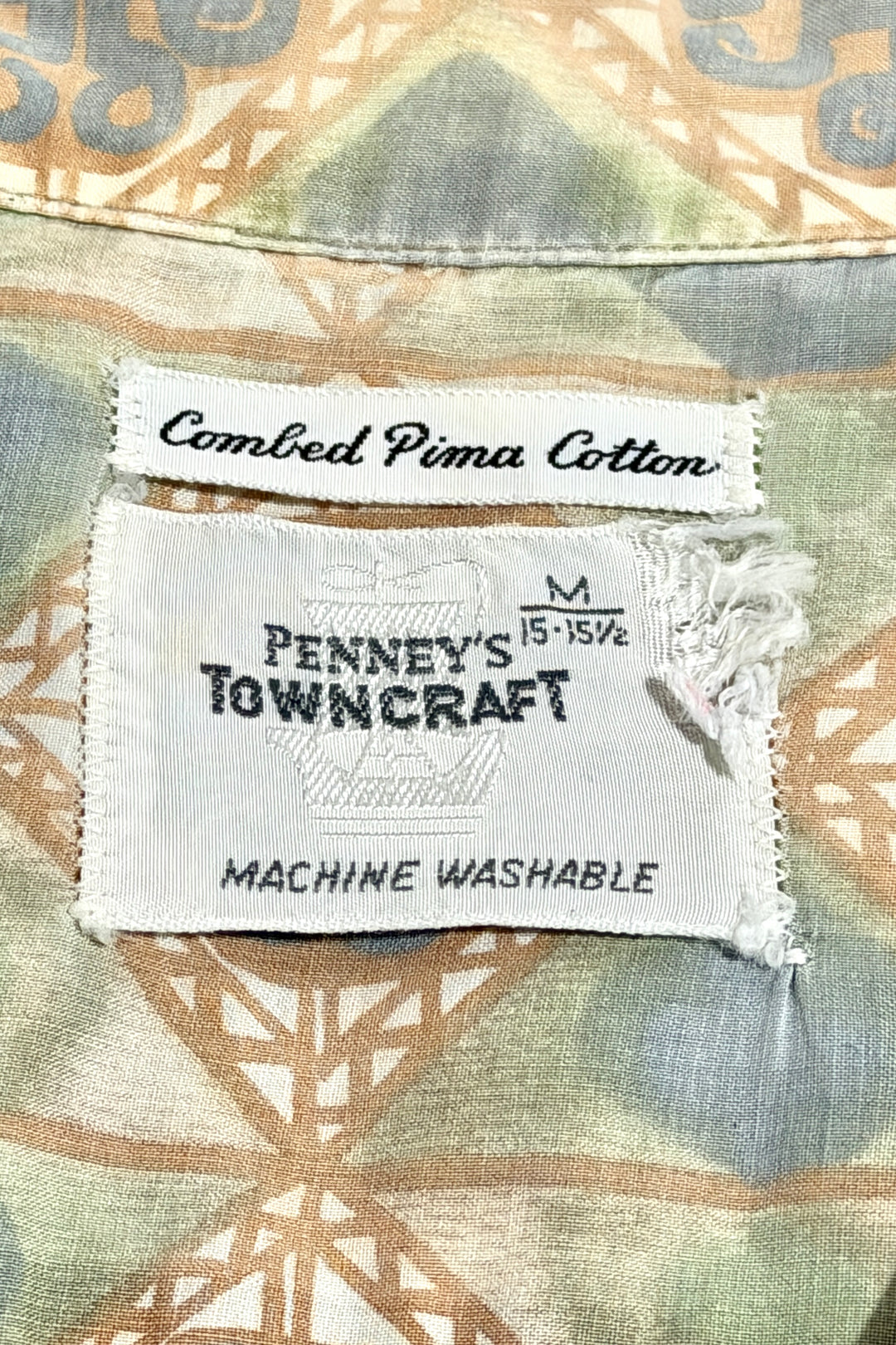 1940’S PENNEY’S TOWNCRAFT MADE IN USA THRASHED FADED &amp; REPAIRED CROPPED PATTERNED LOOP COLLAR S/S B.D. SHIRT LARGE