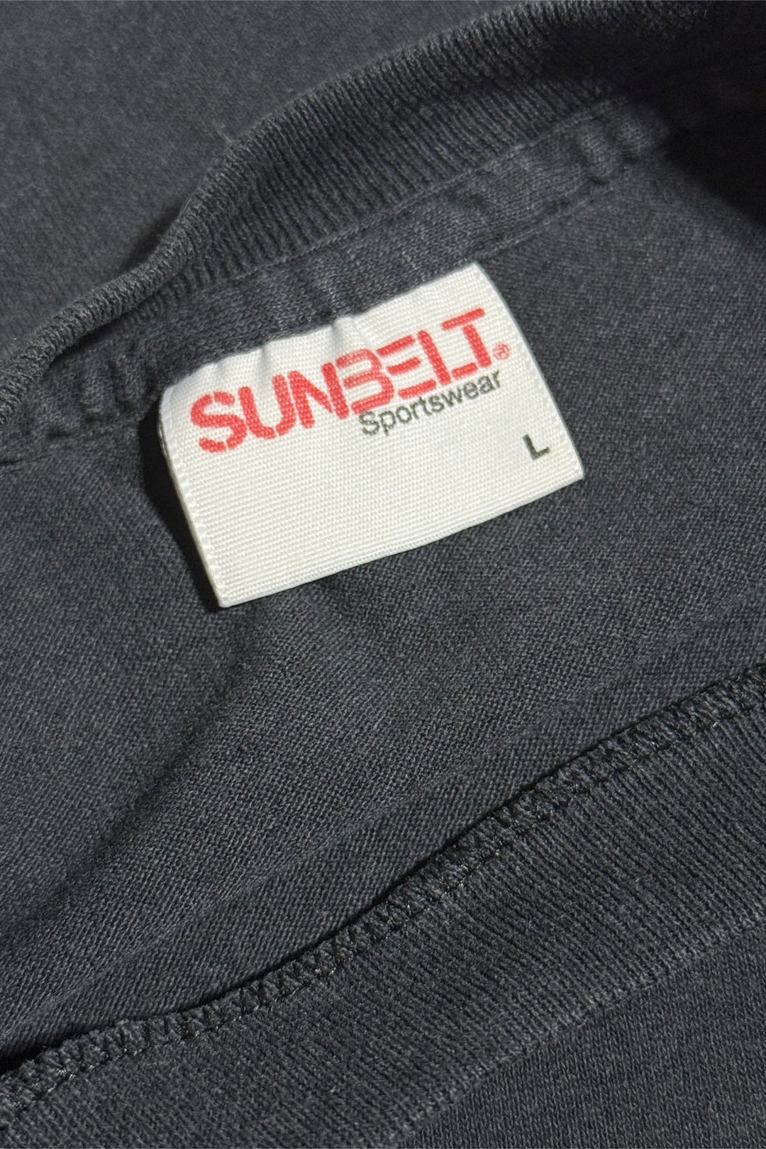 1990’S SUNBELT SPORTSWEAR MADE IN USA FADED SINGLE STITCH L/S T-SHIRT LARGE