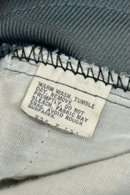 Cargar imagen en el visor de la galería, 1970&#39;S LEVI&#39;S 517 STAPREST GREY COWBOY CUT PANTS 32 X 30
