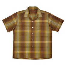 Load image into Gallery viewer, 1960’S PLAID MADE IN USA S SELVEDGE LOOP COLLAR S/S B.D. SHIRT MEDIUM
