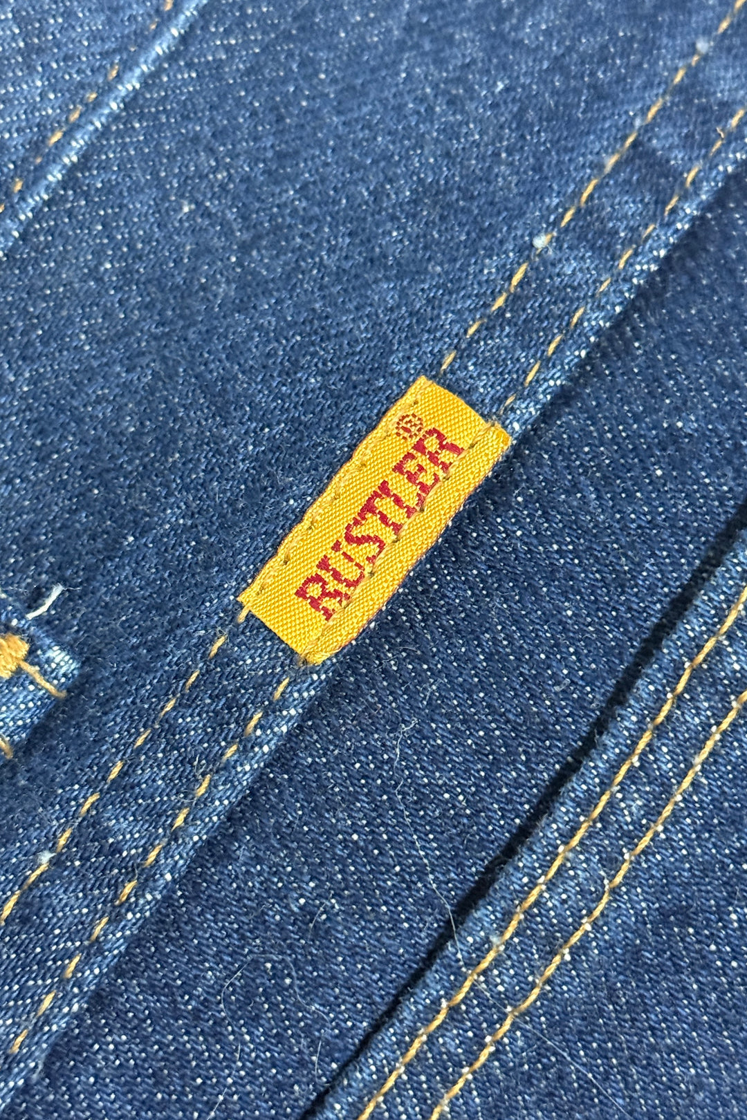 1970’S RUSTLER YELLOW LABEL MADE IN USA DARK RAW DENIM WESTERN BOOTCUT JEANS 36 X 32
