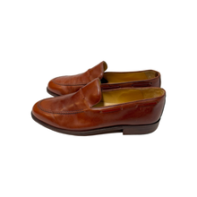 Load image into Gallery viewer, 1980’S LOPEZ TAIBO HANDMADE IN BRAZIL BROWN LEATHER LOAFER SHOES 11
