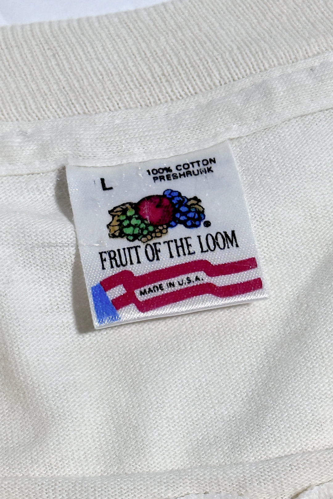 1990’S MISCHIEVOUS CALVIN & HOBBES MADE IN USA SINGLE STITCH WHITE JERSEY S/S T-SHIRT LARGE