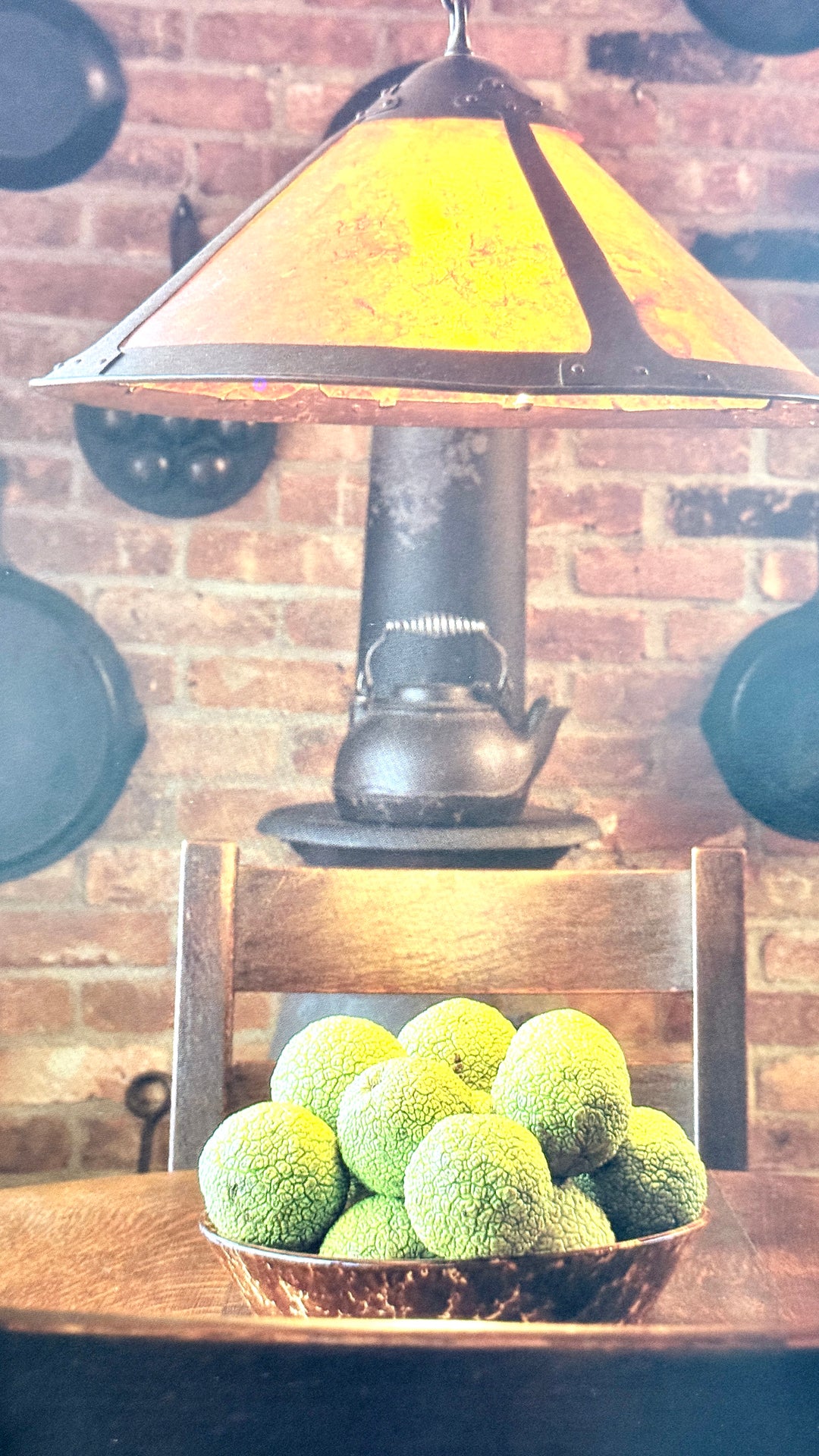 IN THE ARTS AND CRAFTS STYLE BOOK