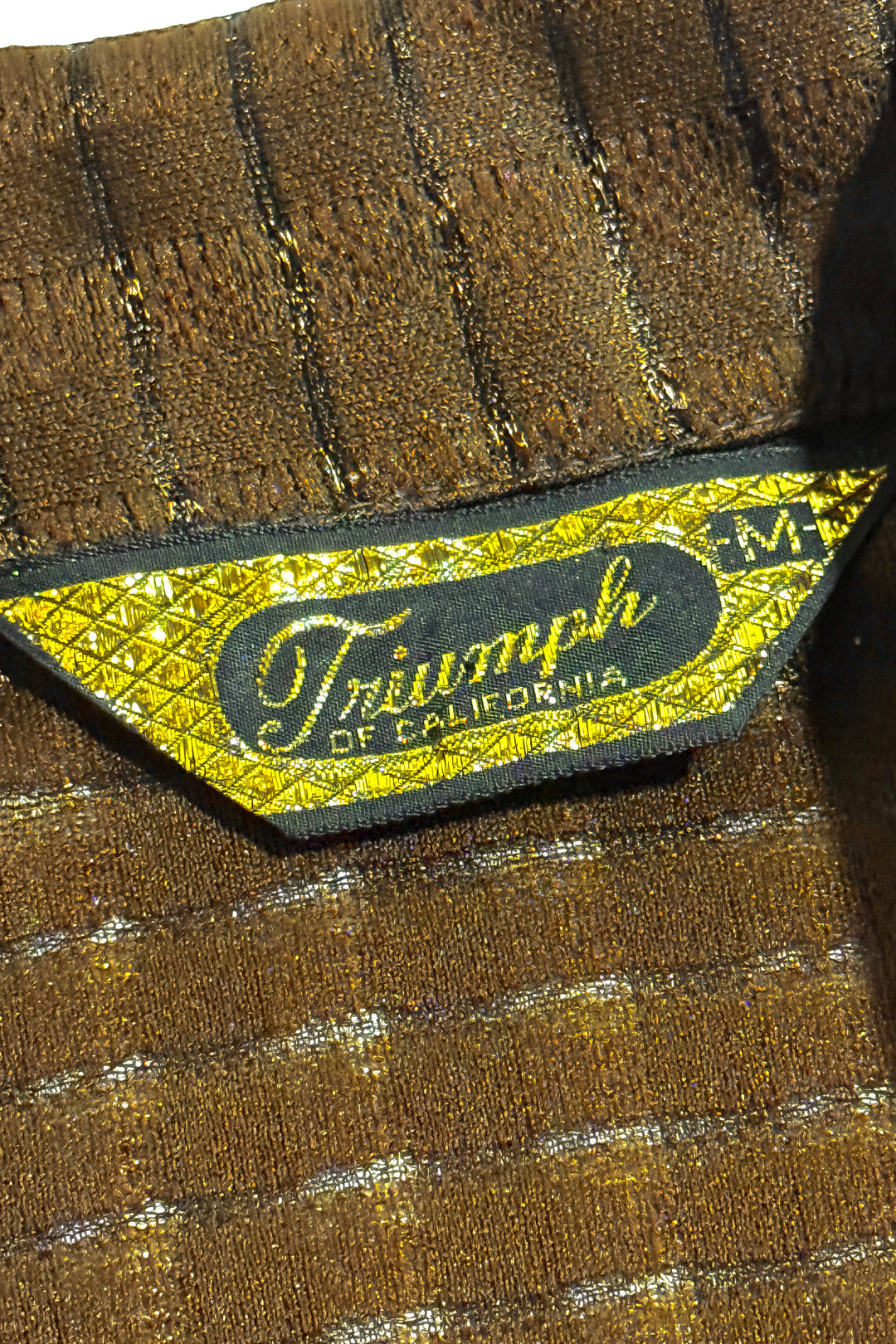 1960’S TRIUMPH OF CALIFORNIA MADE IN USA CROPPED KNIT S/S B.D. POLO SHIRT MEDIUM