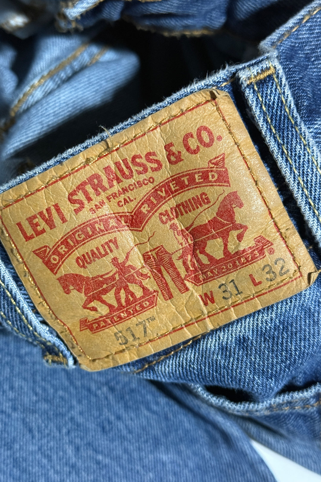 2000’S LEVI’S 517 LIGHT WASH BOOTCUT DENIM JEANS 30 X 32