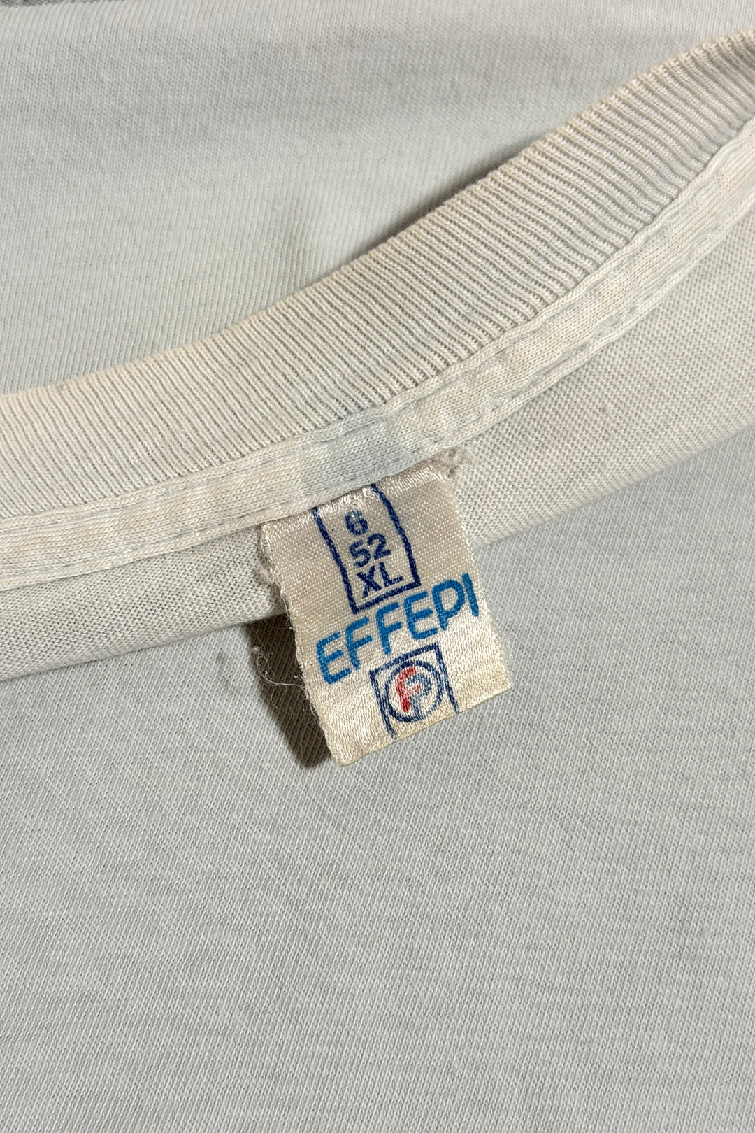 1990’S JOHNS HOPKINS MADE IN ITALY “SCHOOL FOR ADVANCED INTERNATIONAL STUDIES” SINGLE STITCH L/S T-SHIRT X-LARGE