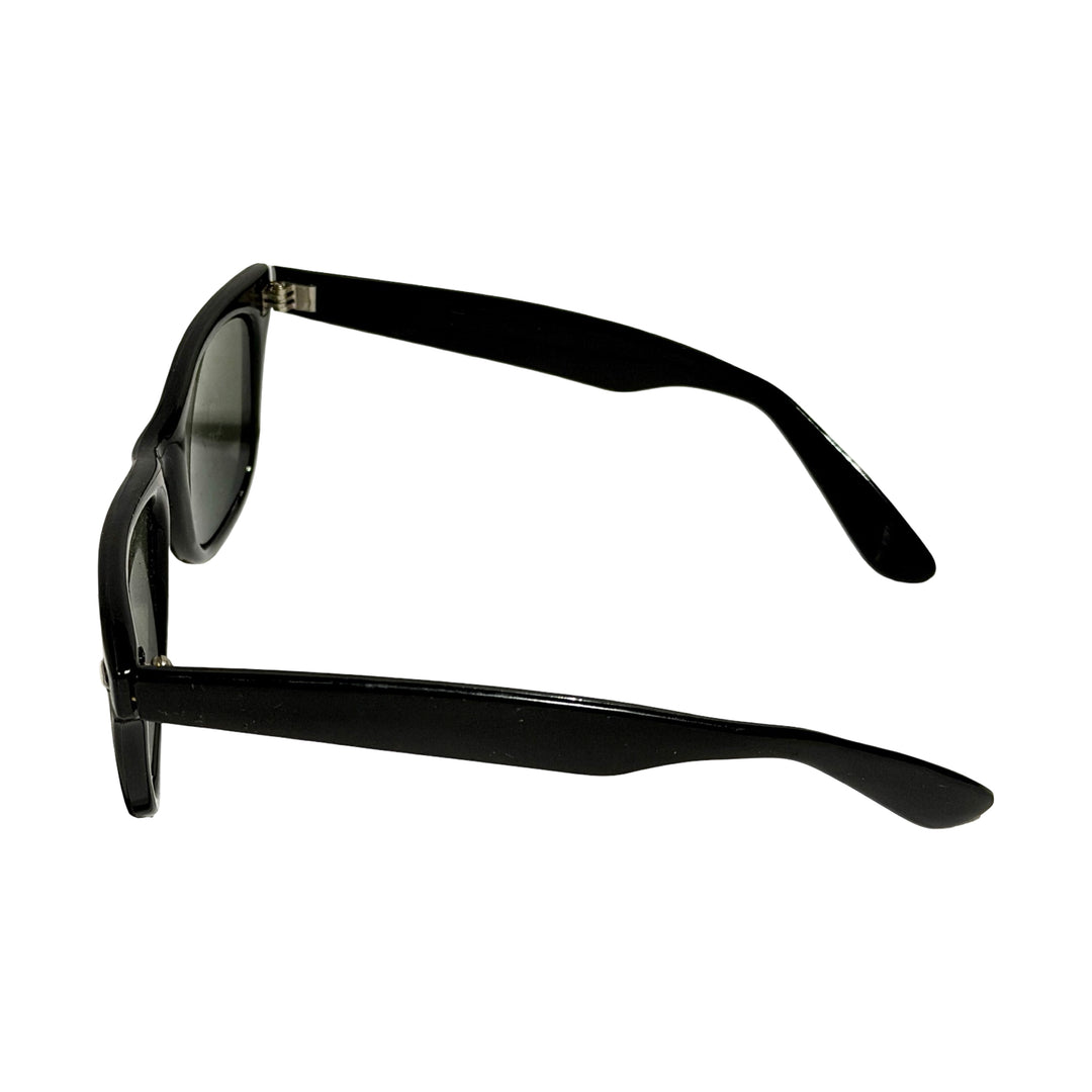 1980’S DEADSTOCK BLACK FRAME WAYFARER STYLE SUNGLASSES