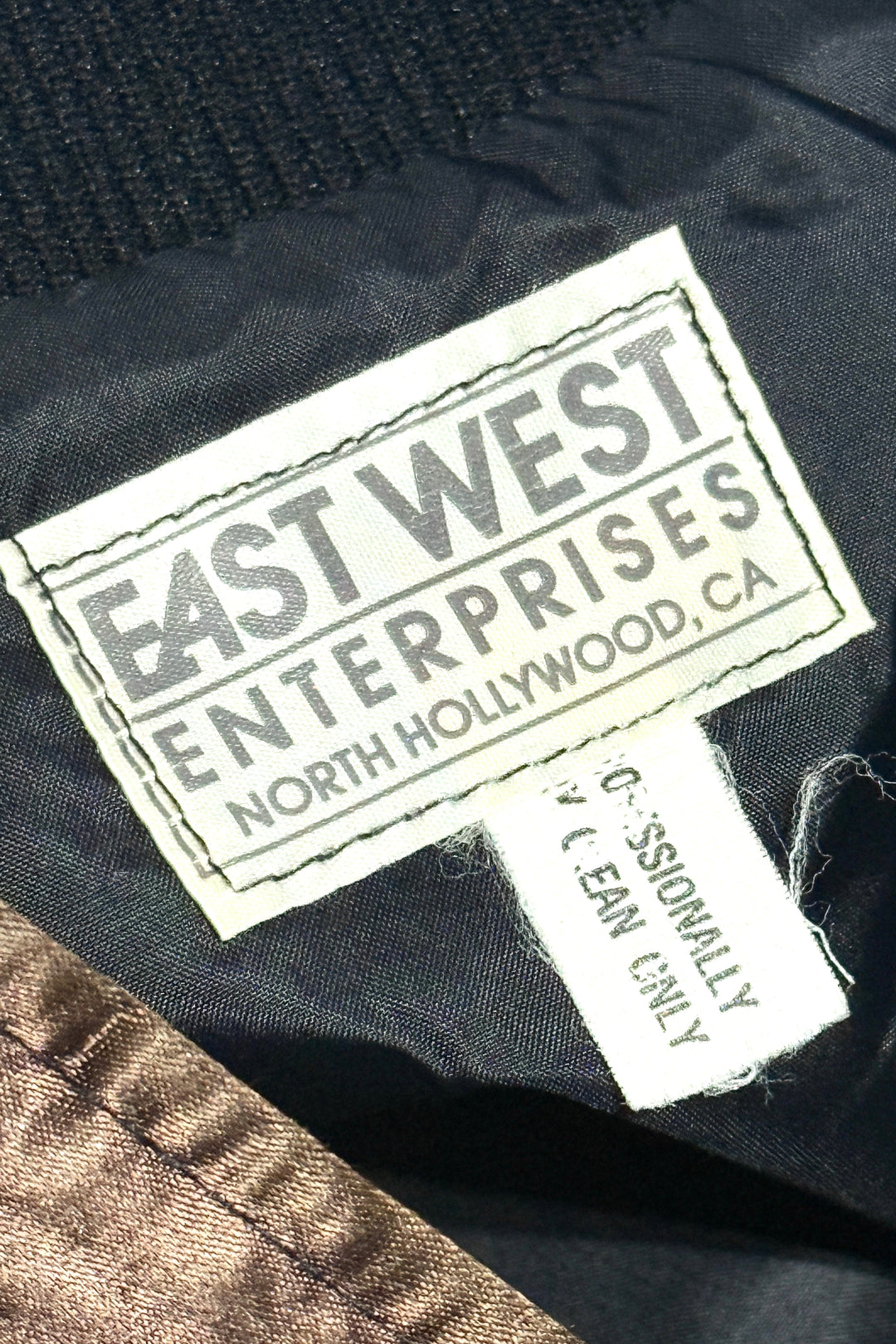 1970’S EAST WEST NORTH HOLLYWOOD MADE IN USA CROPPED CUSTOM EMBROIDERED PEACOCK NBC STUDIOS FADED SATIN BASEBALL JACKET LARGE