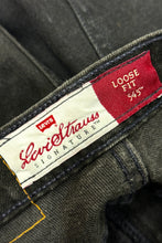 Cargar imagen en el visor de la galería, 1990&#39;S LEVI’S 545 MADE IN USA BLACK DENIM JEANS 34 X 30
