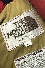 Cargar imagen en el visor de la galería, 1970’S THE NORTH FACE MADE IN USA SUN FADED DOWN PUFFER VEST LARGE
