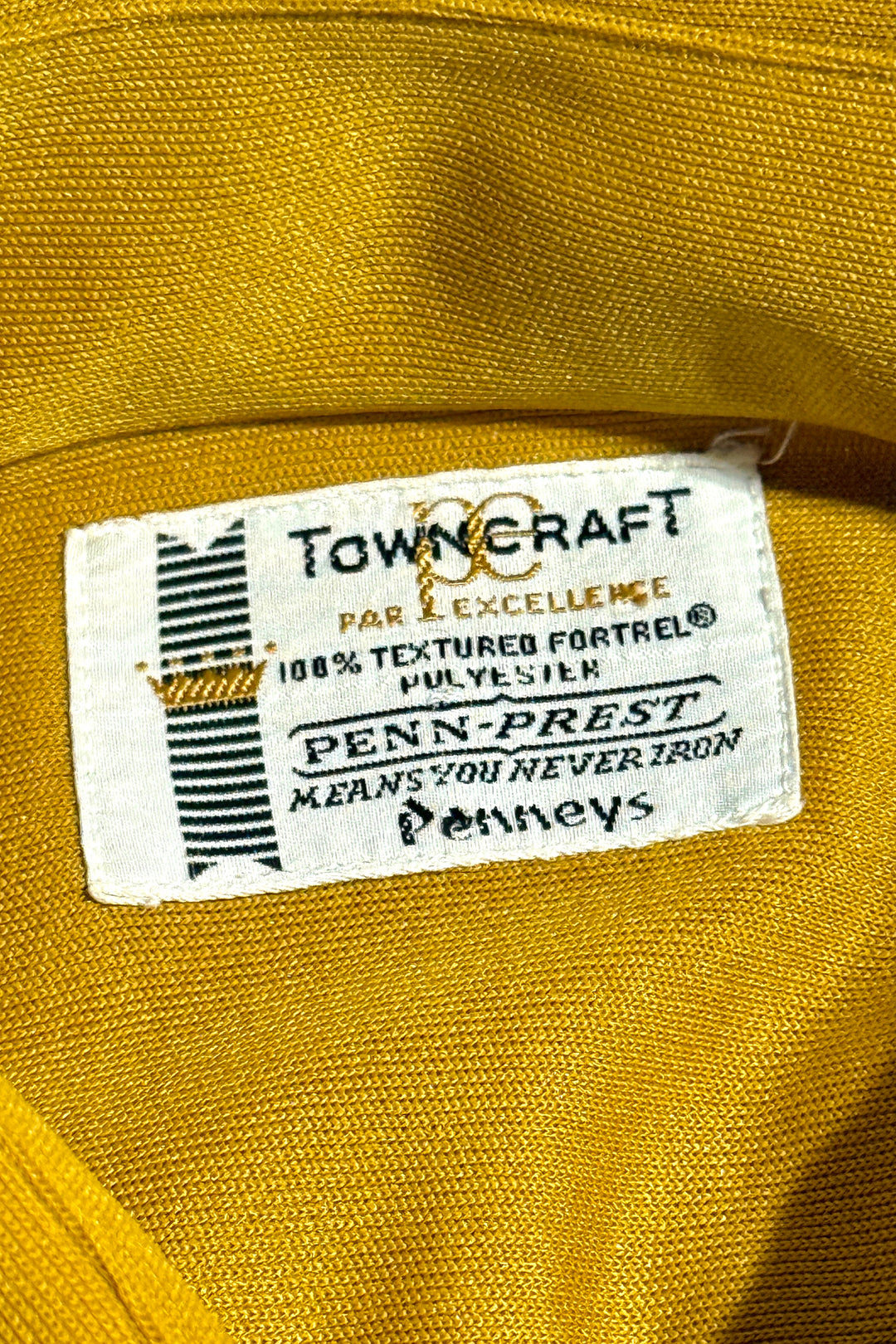 1960’S PENNEY’S MADE IN USA GOLDEN KNIT L/S B.D. SHIRT SMALL