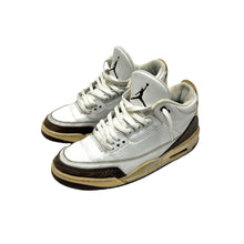 Load image into Gallery viewer, 2000’S JORDAN 3 2001 REISSUE MOCHA BROWN WHITE BASKETBALL SHOES 12
