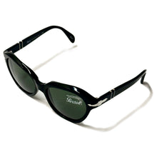 Cargar imagen en el visor de la galería, 2000’S DEADSTOCK PERSOL 0582 MADE IN ITALY BLACK ACETATE SUNGLASSES
