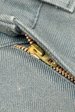 Cargar imagen en el visor de la galería, 1970&#39;S LEVI’S 517 STAPREST DARK GREY COWBOY CUT PANTS 34 X 32
