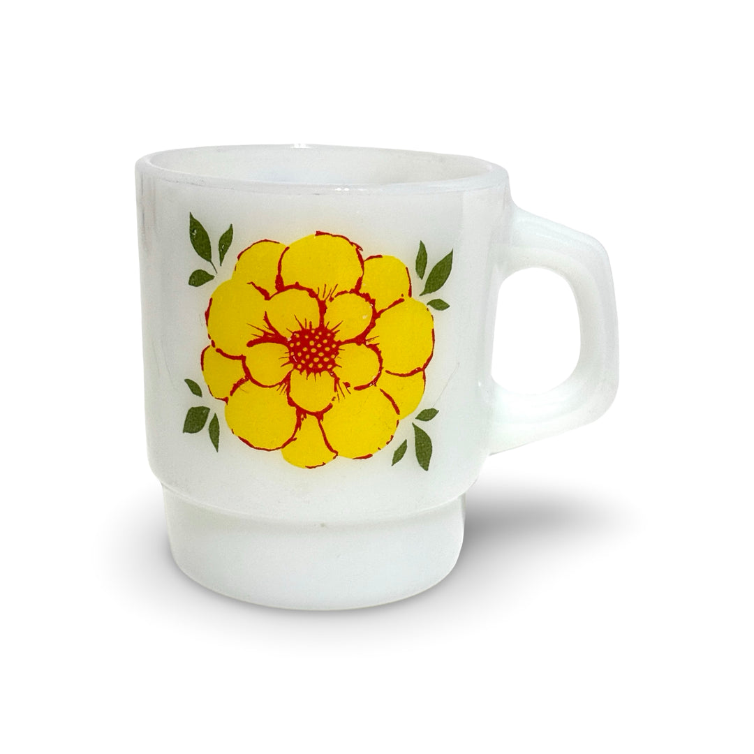 1960’S ANCHOR HOCKING MADE IN USA FIRE-KING®️ FLORAL MILK GLASS COFFEE MUG