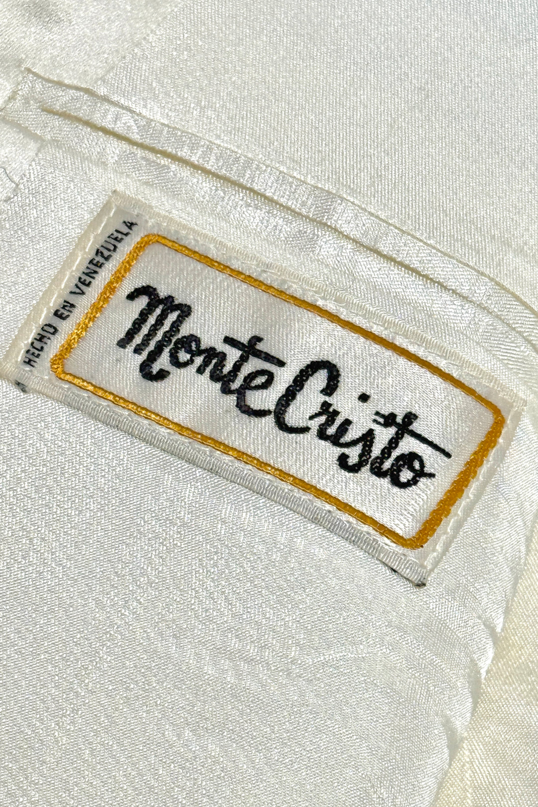 1970’S DEADSTOCK MONTE CRISTO “COPA” IVORY FLARED LEG TUXEDO SUIT 42R