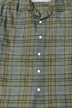Load image into Gallery viewer, 1960’S MCGREGOR MADE IN USA GALEY &amp; LORD WOOL FLANNEL CROPPED LOOP COLLAR OVER SHIRT MEDIUM
