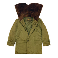 Load image into Gallery viewer, 1940’S GOLDEN FLEECE MADE IN USA FADED N-3B OLIVE DRAB SPLIT SHEARLING LINED HOODED PARKA SMALL
