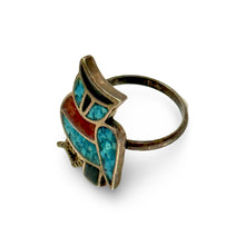 Load image into Gallery viewer, 1970’S WISE OWL .925 STERLING SILVER ONYX CORAL CHIP TURQUOISE RING SIZE 6
