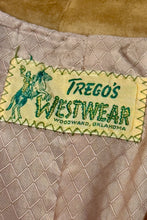 Load image into Gallery viewer, 1950’S TREGO’S WESTERNWEAR MADE IN USA FRINGE SUEDE WESTERN LEATHER JACKET MEDIUM
