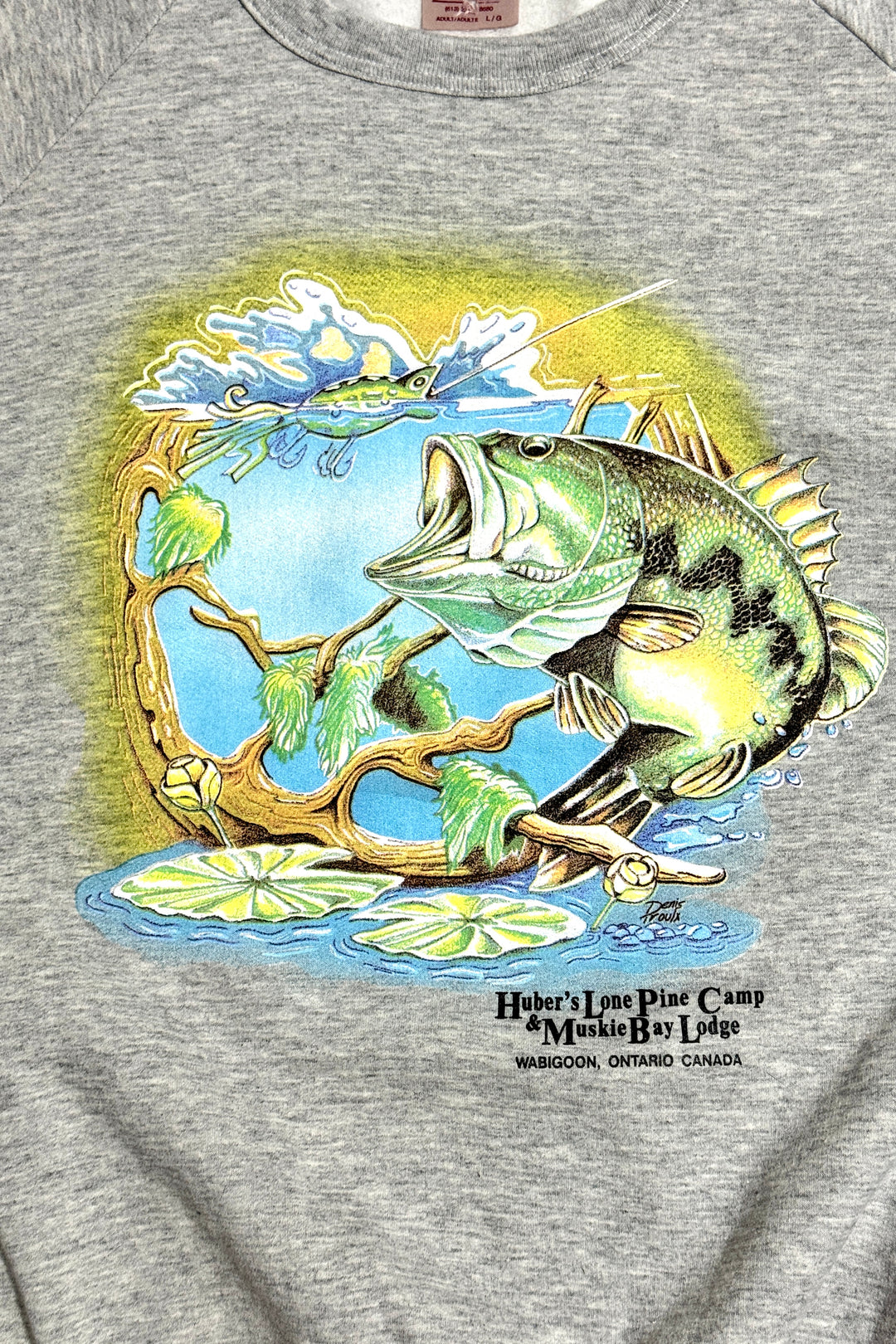 1980’S BIG MOUTH BASS FISHING MADE IN CANADA FLEECE RAGLAN SLEEVE CREWNECK SWEATER LARGE