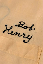 Cargar imagen en el visor de la galería, 1950’S NAT NAST MADE IN USA CHAINSTITCHED CROPPED LOOP COLLAR S/S B.D. BOWLING SHIRT SMALL
