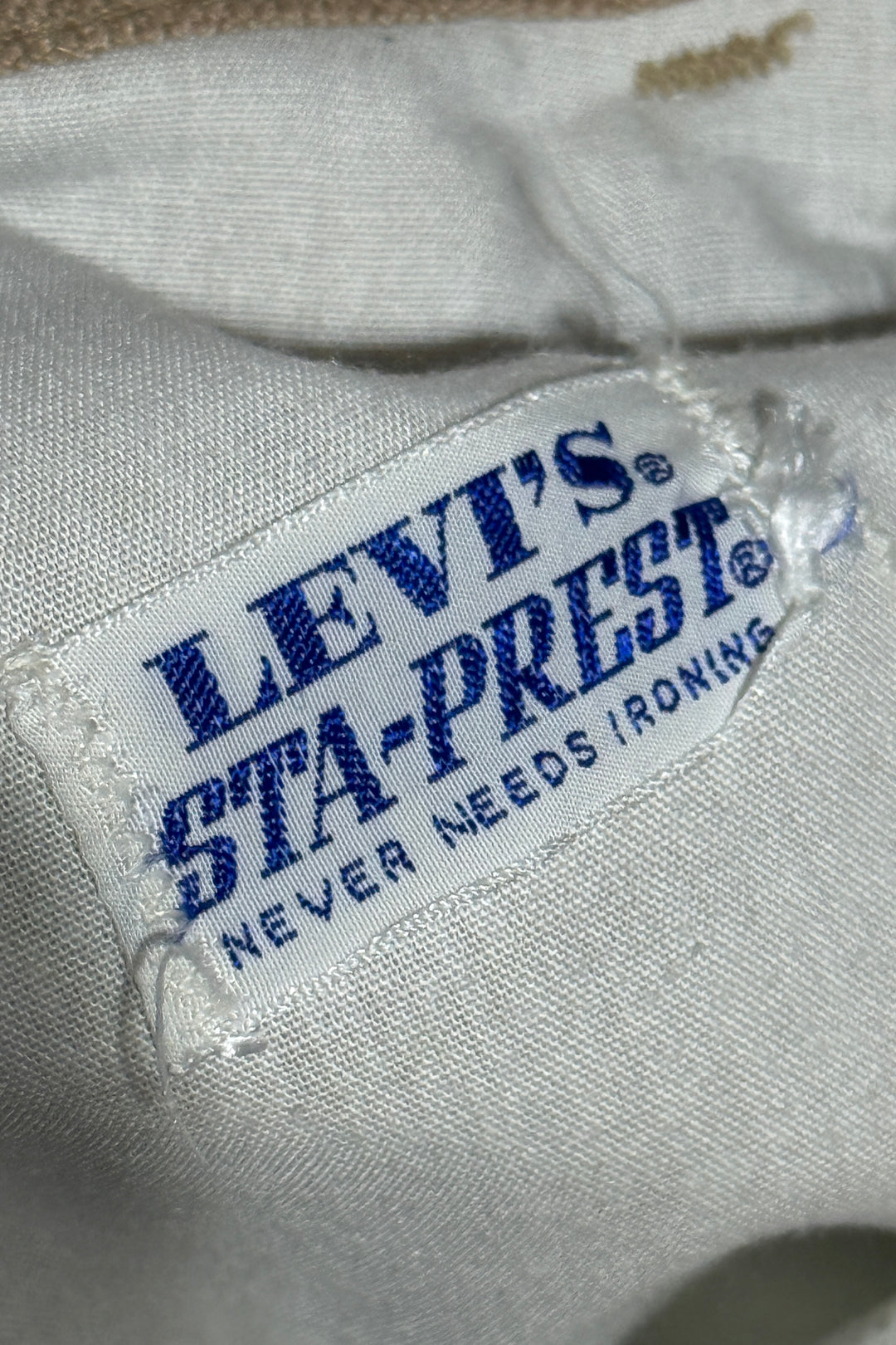 1970’S LEVI’S 517 STAPREST MADE IN USA KHAKI FLARED LEG WESTERN PANTS 28 X 30