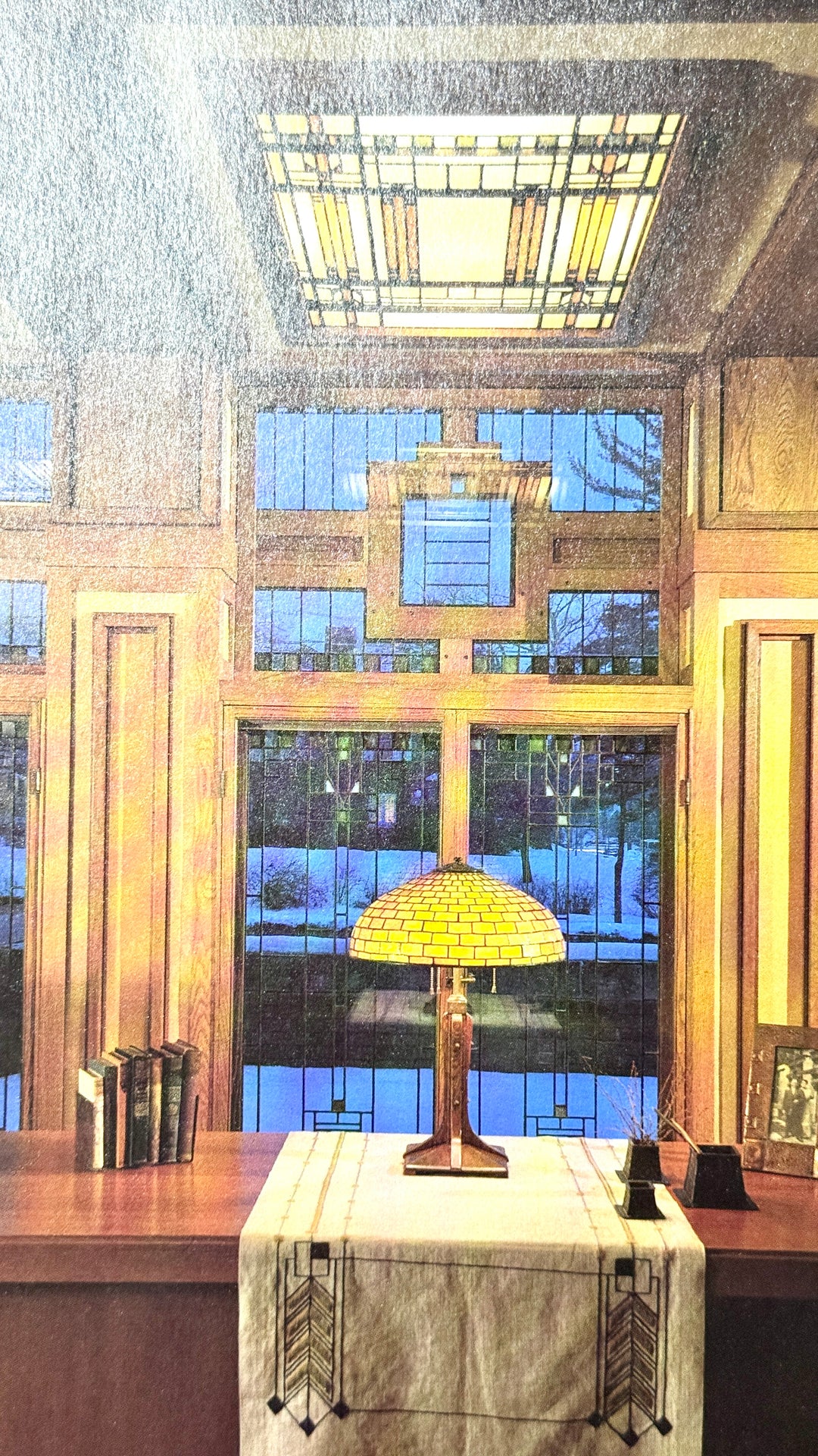 FRANK LLOYD WRIGHT ARCHITECTURE BOOK