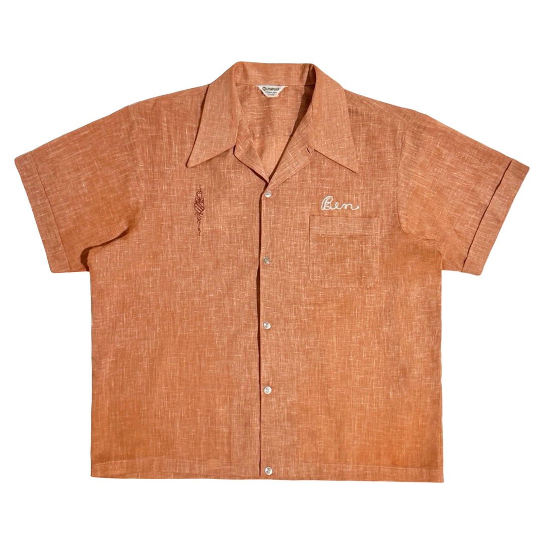 1960’S OLYMPIAN MADE IN USA CROPPED SELVEDGE TANGERINE LINEN BLEND “CAMPBELL’S” CHAINSITCHED LOOP COLLAR S/S B.D. BOWLING SHIRT X-LARGE