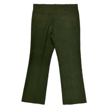 Load image into Gallery viewer, 1970&#39;S LEVI&#39;S 517 STAPREST OLIVE COWBOY CUT PANTS 40 X 32
