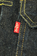 Load image into Gallery viewer, 1990’S LEVI’S BIG E 507XX 1997 LVC VALENCIA STREET REISSUE MADE IN USA CROPPED SELVEDGE DENIM TRUCKER JACKET MEDIUM
