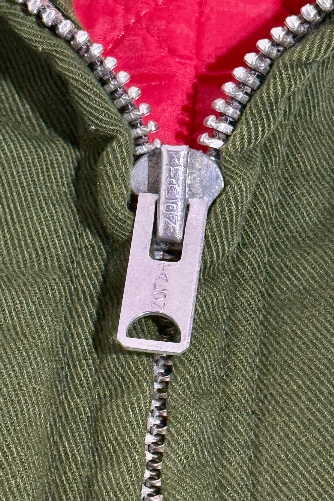 1960’S KEY IMPERIAL MADE IN USA CROPPED QUILTED LINER FADED ARMY GREEN TWILL WORKWEAR JACKET LARGE