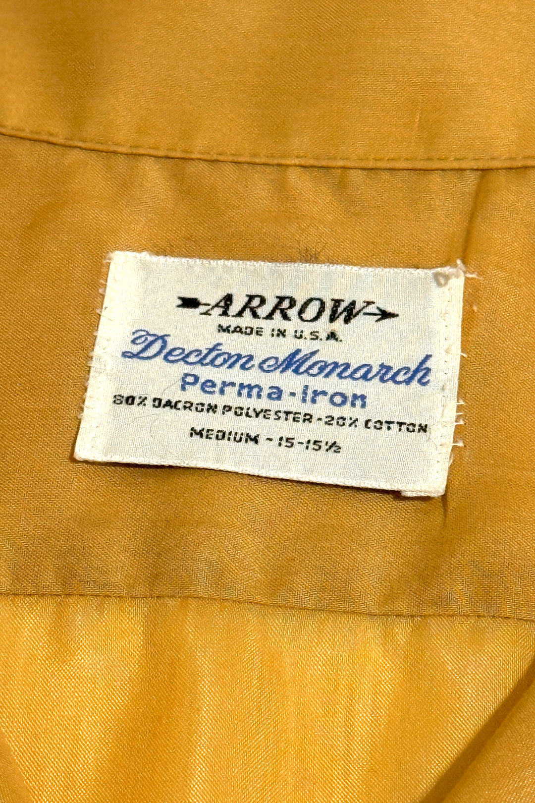 1960’S ARROW MADE IN USA CROPPED LOOP COLLAR S/S B.D. SHIRT LARGE