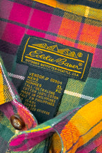 Cargar imagen en el visor de la galería, 1990’S EDDIE BAUER BAINBRIDGE FLANNEL PLAID WOOL L/S B.D. SHIRT LARGE
