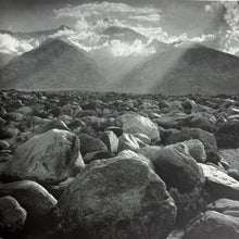 Load image into Gallery viewer, ANSEL ADAMS YOSEMITE AND THE RANGE OF LIGHT BOOK
