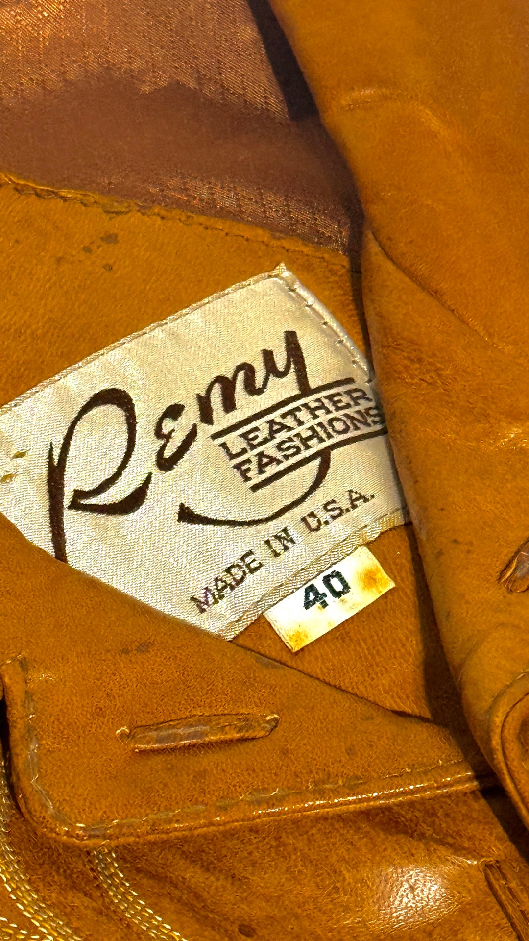 1960’S REMY MADE IN USA CROPPED WESTERN EMBROIDERED LAMB LEATHER JACKET MEDIUM