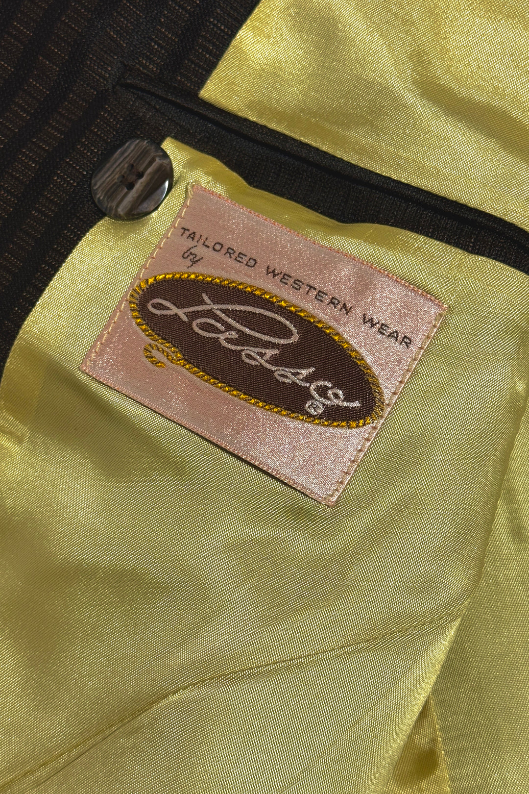 1960’S LASSO WESTERNWEAR MADE IN USA “DALLAS” WESTERN BROWN STRIPED FLARED LEG SUIT 44R