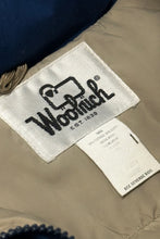 Load image into Gallery viewer, 1970’S WOOLRICH MADE IN USA DOWN FILLED PARKA JACKET MEDIUM

