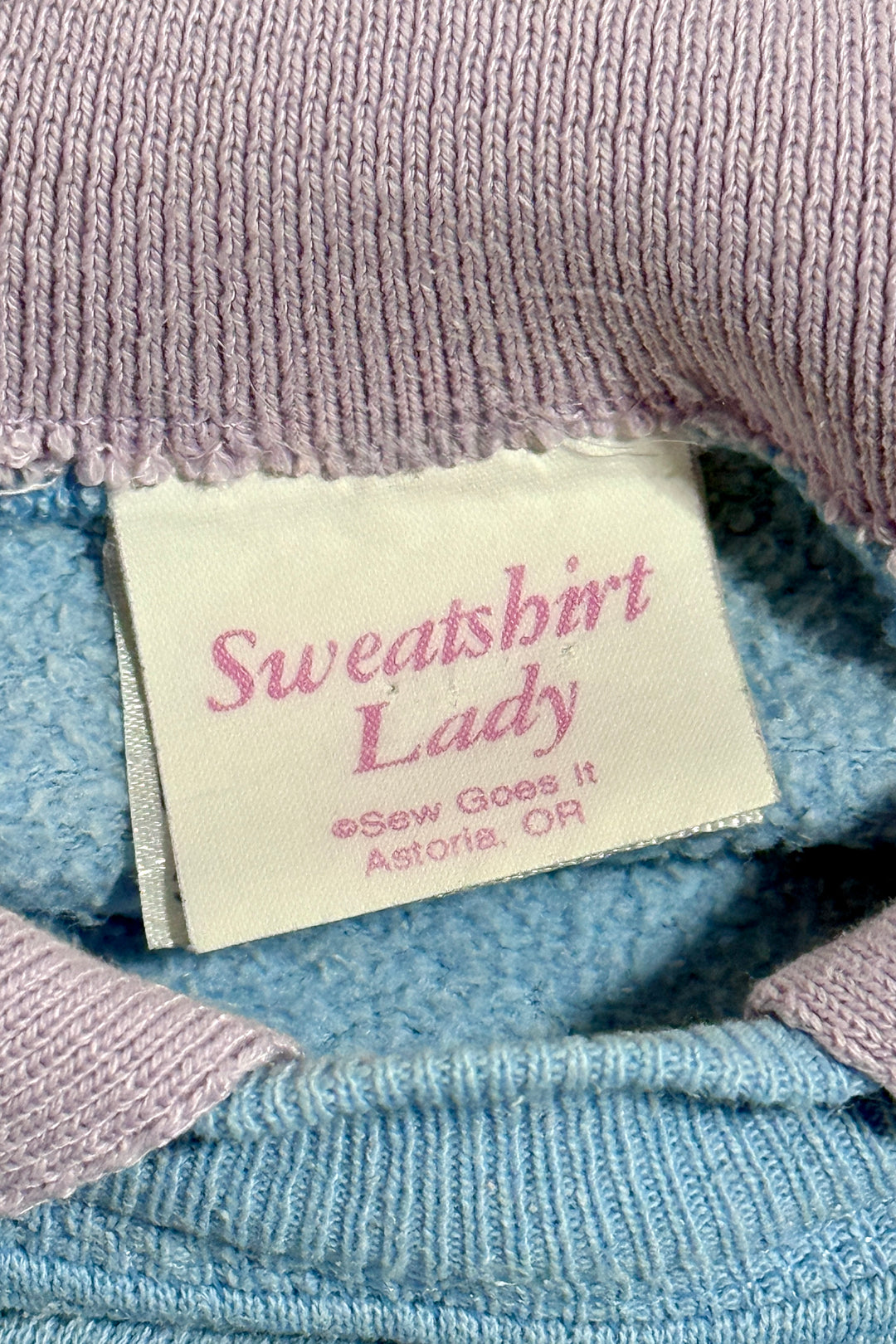 1980’S MYSTICAL HORSE MADE IN USA APPLIQUÉ RAGLAN SLEEVE FLEECE SWEATER MEDIUM