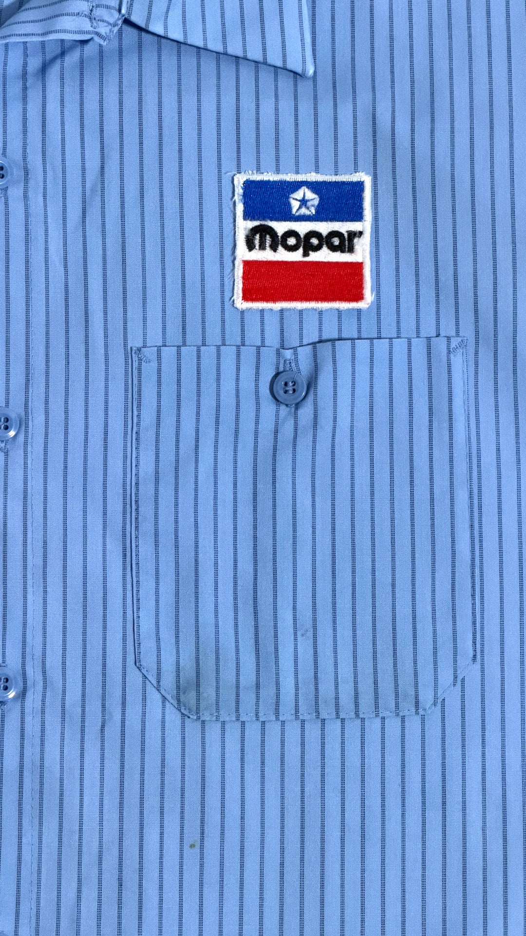 1980’S WEAR-GUARD MADE IN USA CROPPED STRIPED BLUE MOPAR HEMI S/S B.D. WORK SHIRT X-LARGE