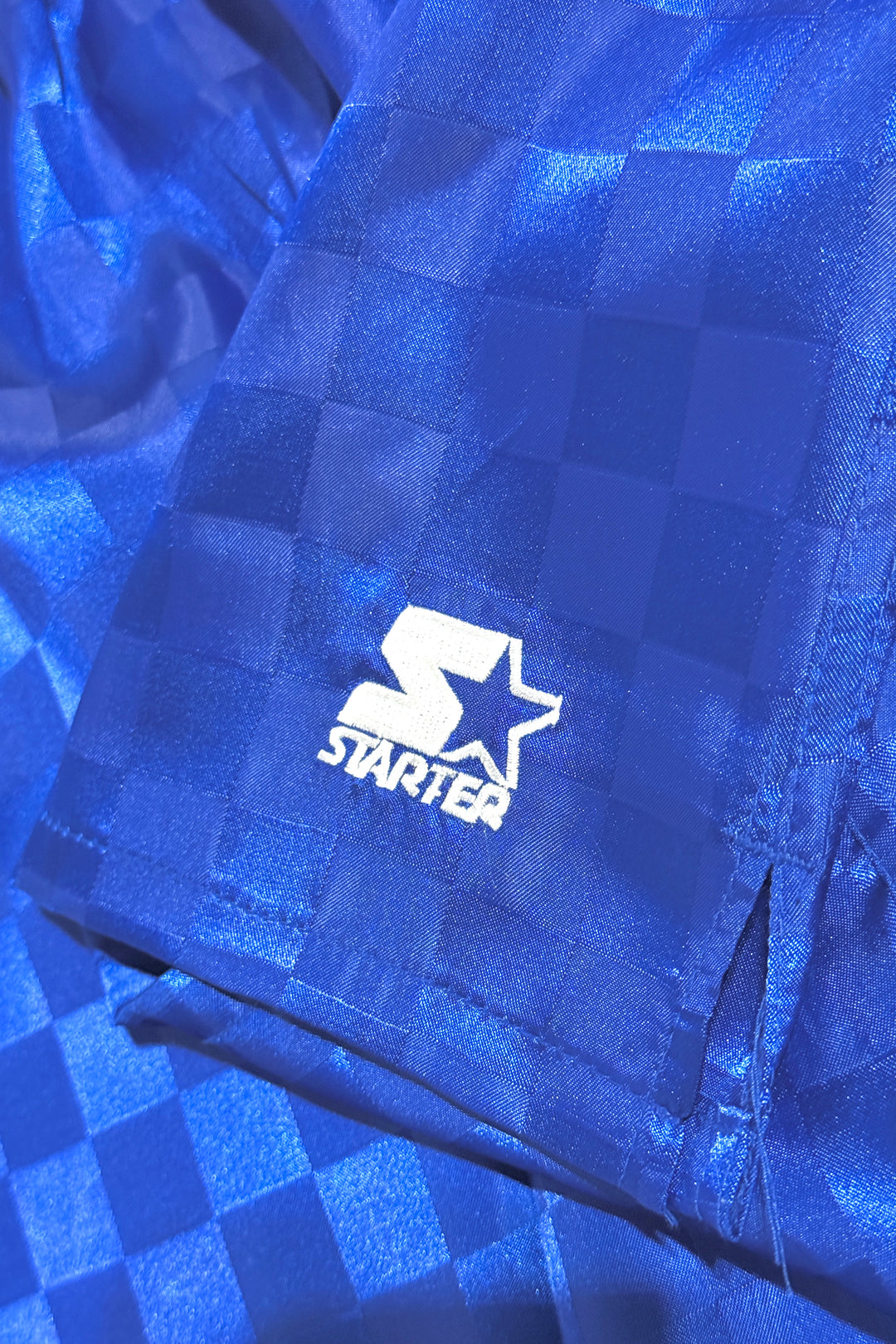 1990’S STARTER SATIN CHECKERED 4” ATHLETIC SHORTS MEDIUM