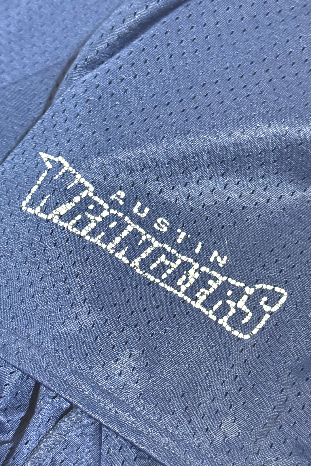 2000’S RUSSELL ATHLETICS “AUSTIN WRANGLERS” MESH 7” GYM SHORTS X-LARGE