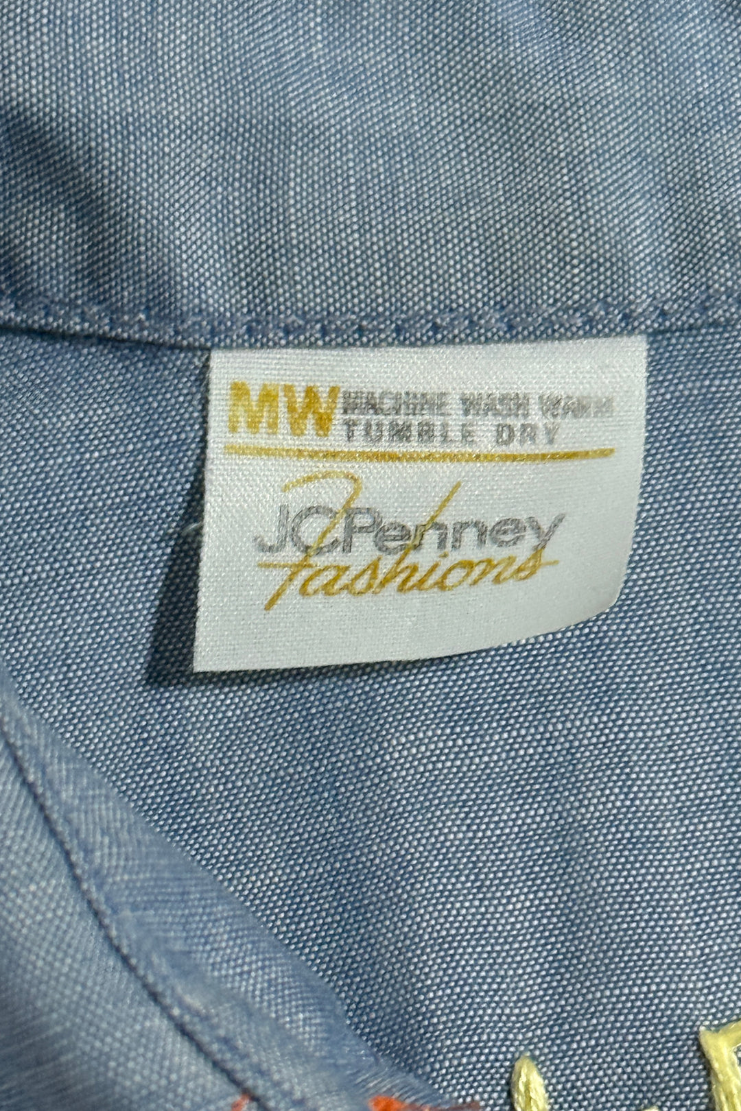 1970’S JC PENNEY’S MADE IN USA “COCAINE COWBOY” HAND EMBROIDERED CHAMBRAY DENIM WESTERN L/S B.D. SHIRT MEDIUM