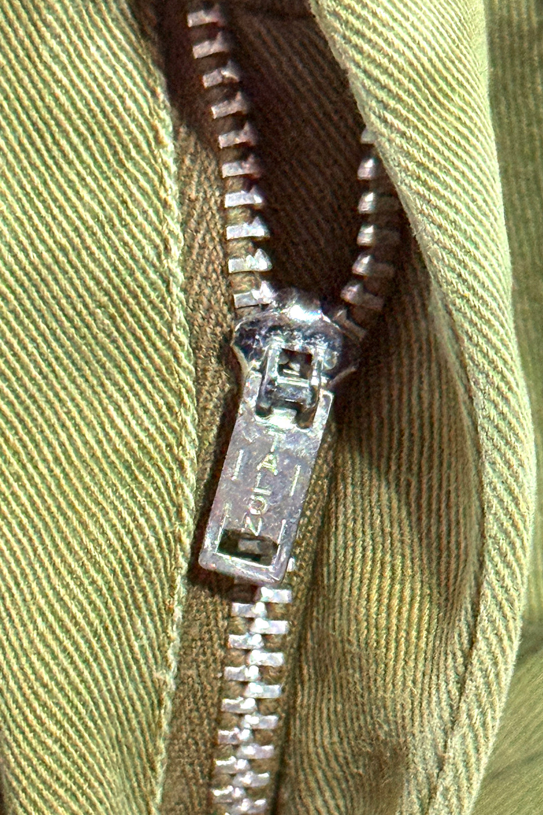 1950’S BOY SCOUTS OF AMERICA MADE IN USA FLAP POCKET OLIVE TWILL HIKING CHINOS 30 X 28